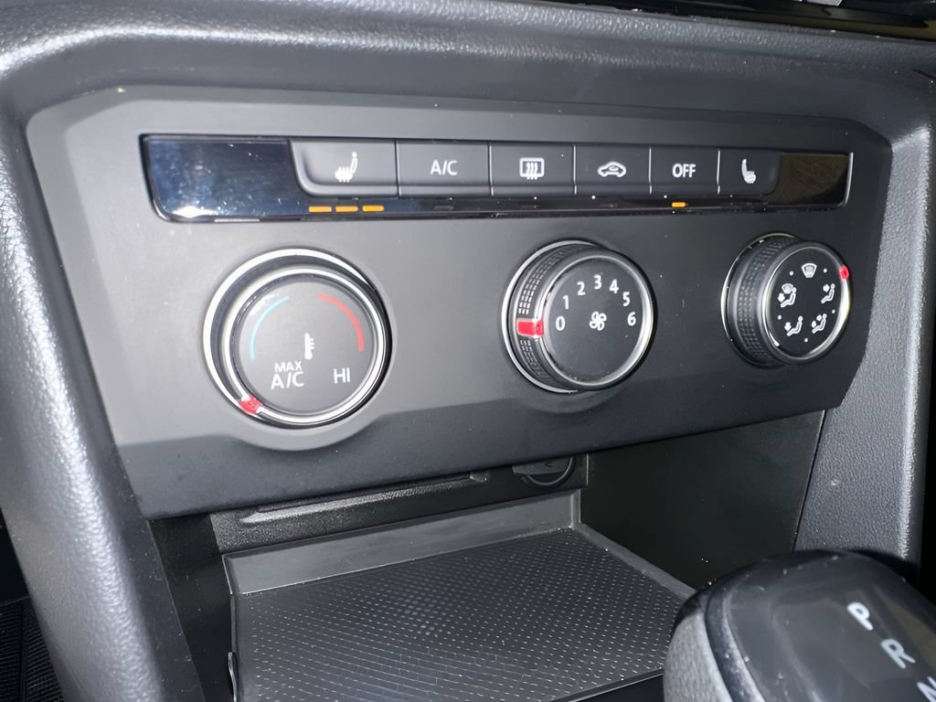 Used 2022 Volkswagen Taos S AWD/4WD image 31