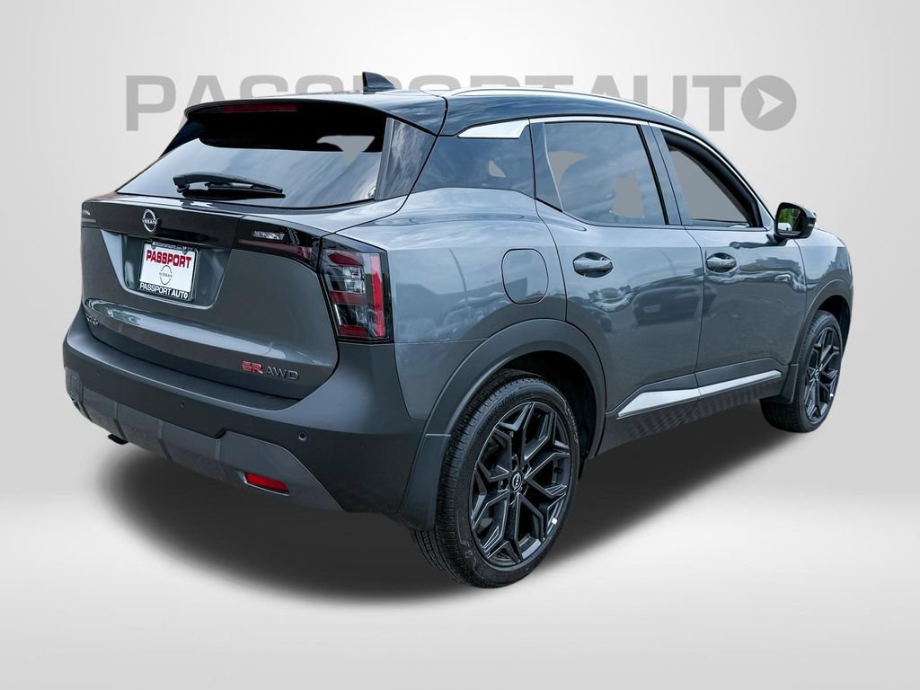 Certified 2025 Nissan Kicks SR w/ SR Premium Package AWD/4WD image 9