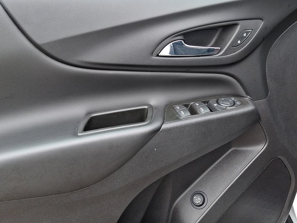 Certified 2022 Chevrolet Equinox LT AWD/4WD image 12