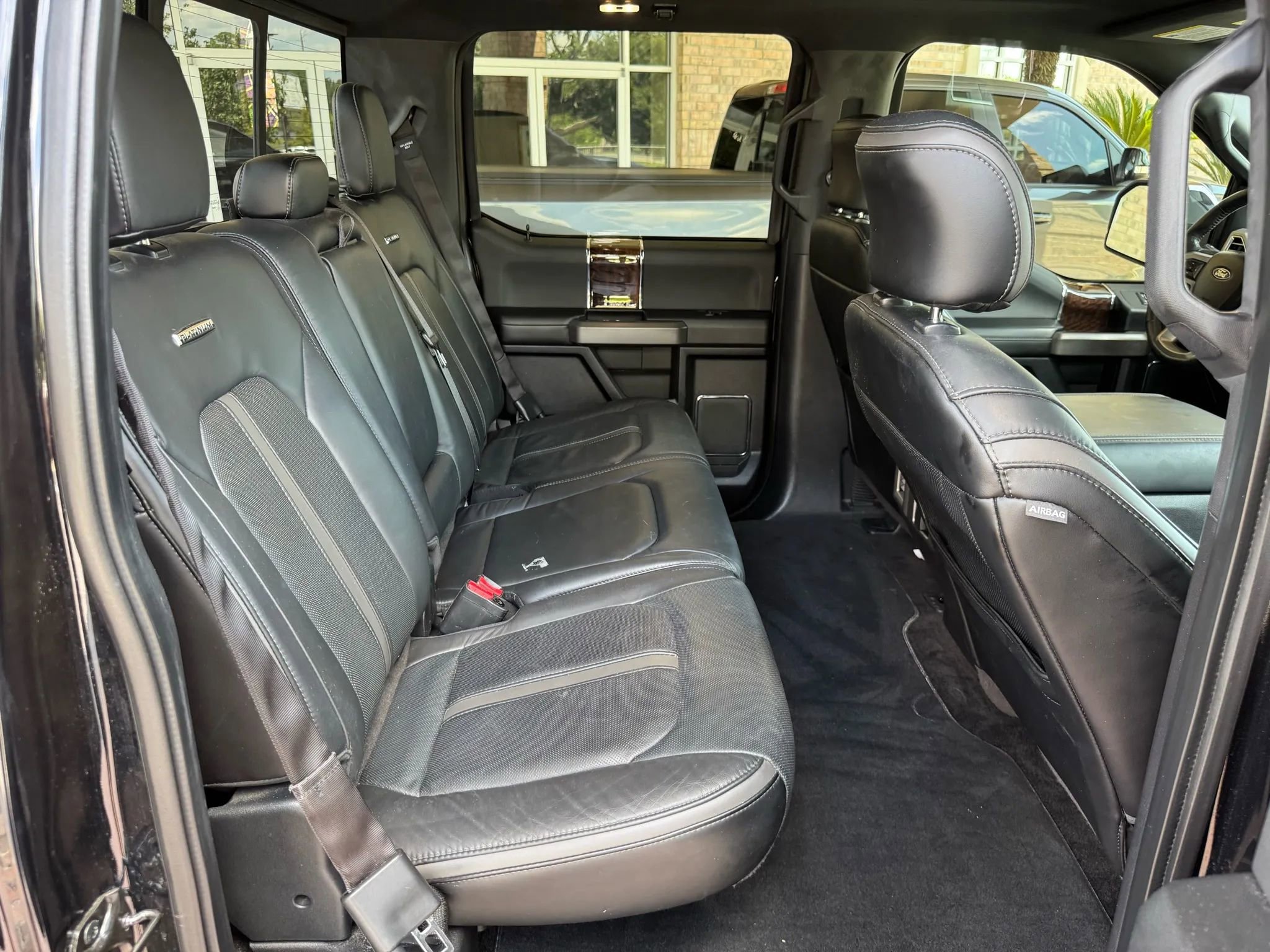 Used 2016 Ford F150 Platinum w/ Equipment Group 701A Luxury image 22