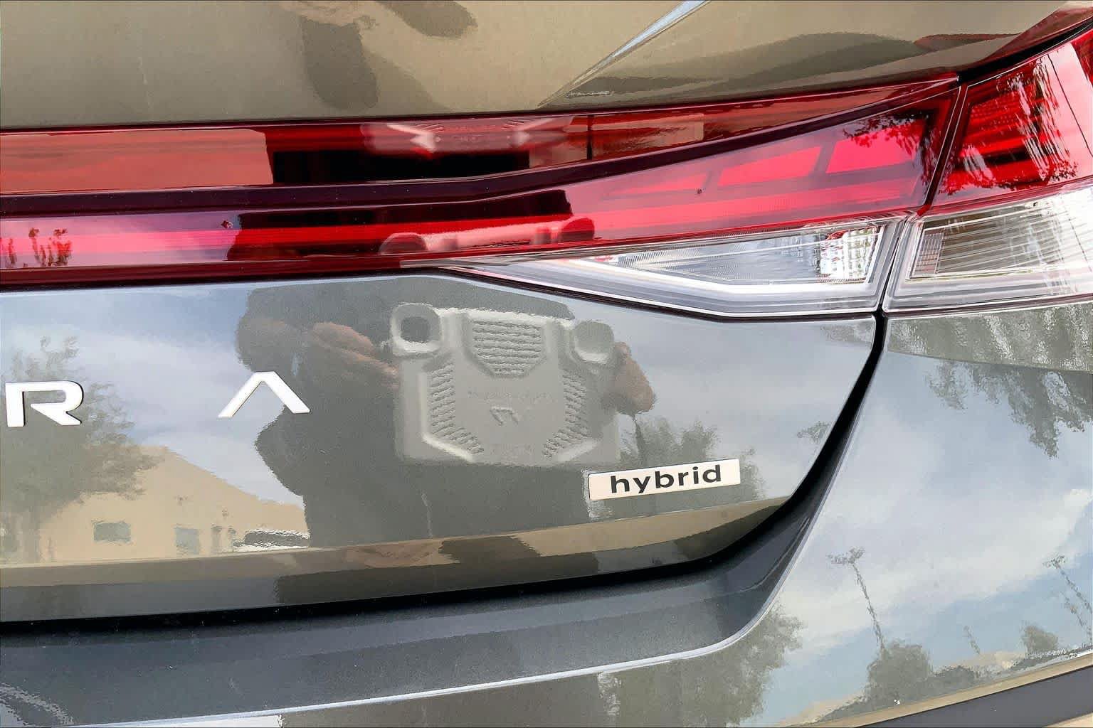 New 2026 Hyundai Elantra Hybrid FWD image 15