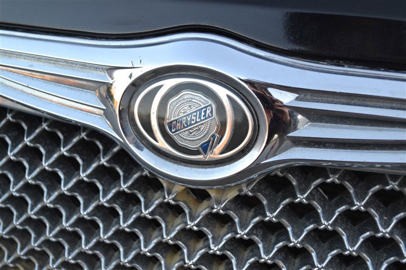 Used 2008 Chrysler 300 C image 38