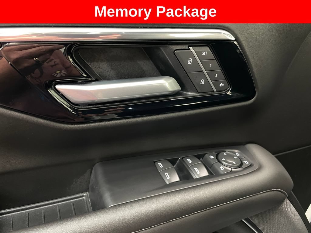 Used 2026 Chevrolet Tahoe LT w/ Comfort Package AWD/4WD image 10