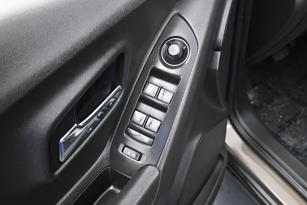 Used 2021 Chevrolet Trax LS w/ Tint and Cruise Package FWD image 13