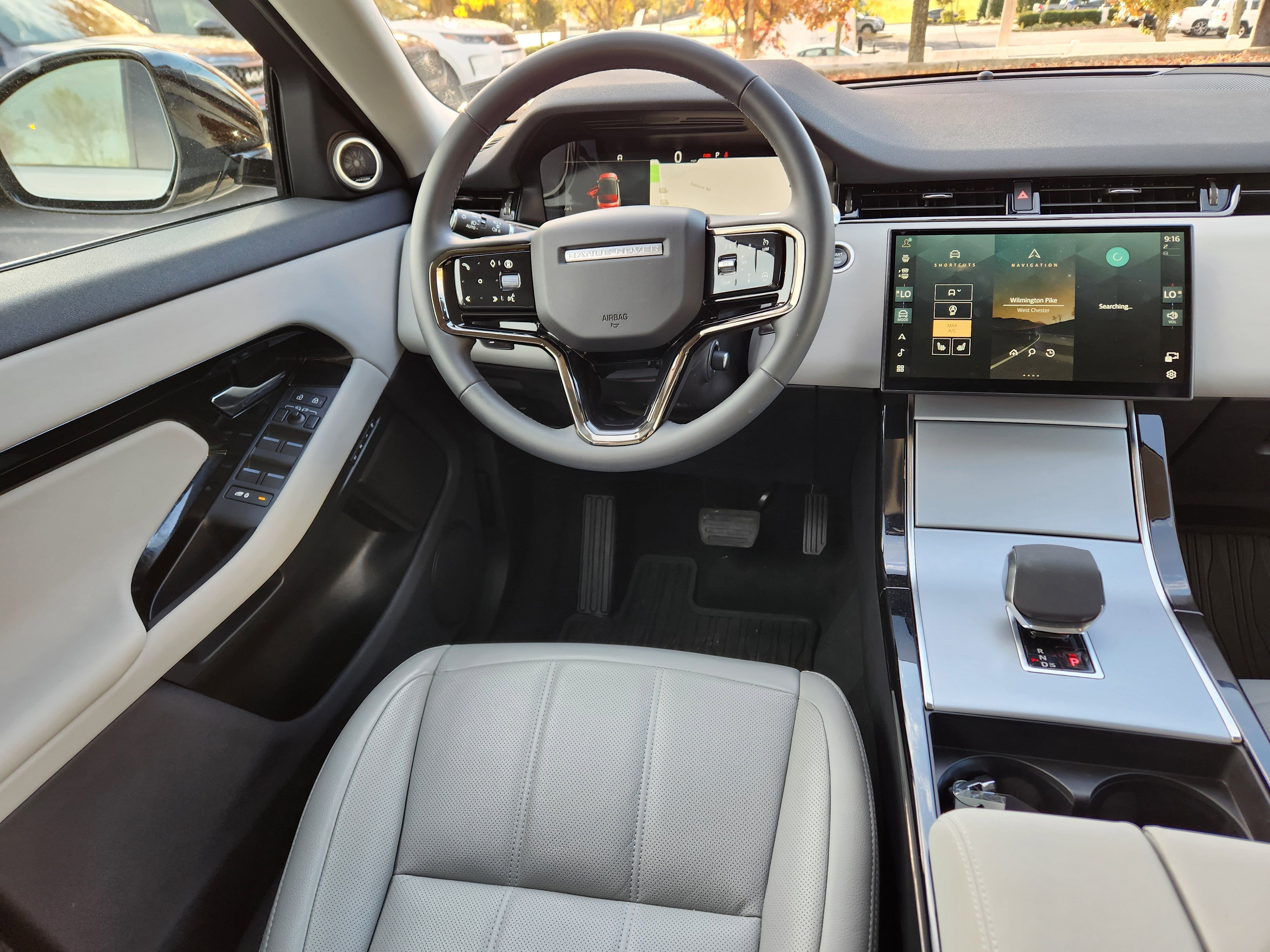 Certified 2025 Land Rover Range Rover Evoque S image 13