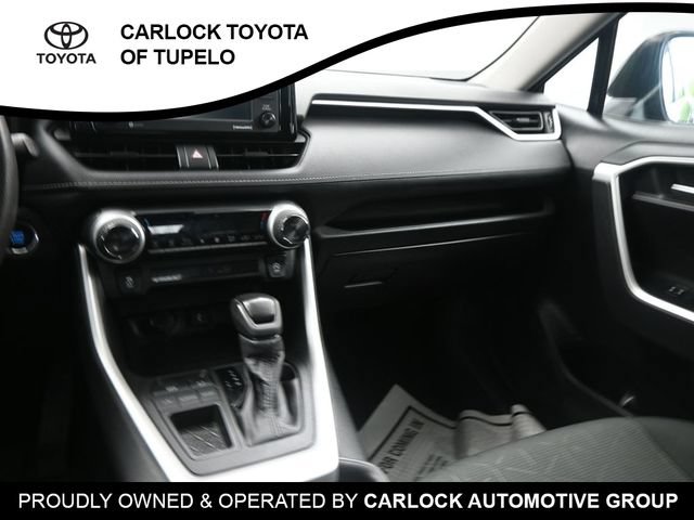 Used 2021 Toyota RAV4 XLE FWD image 23