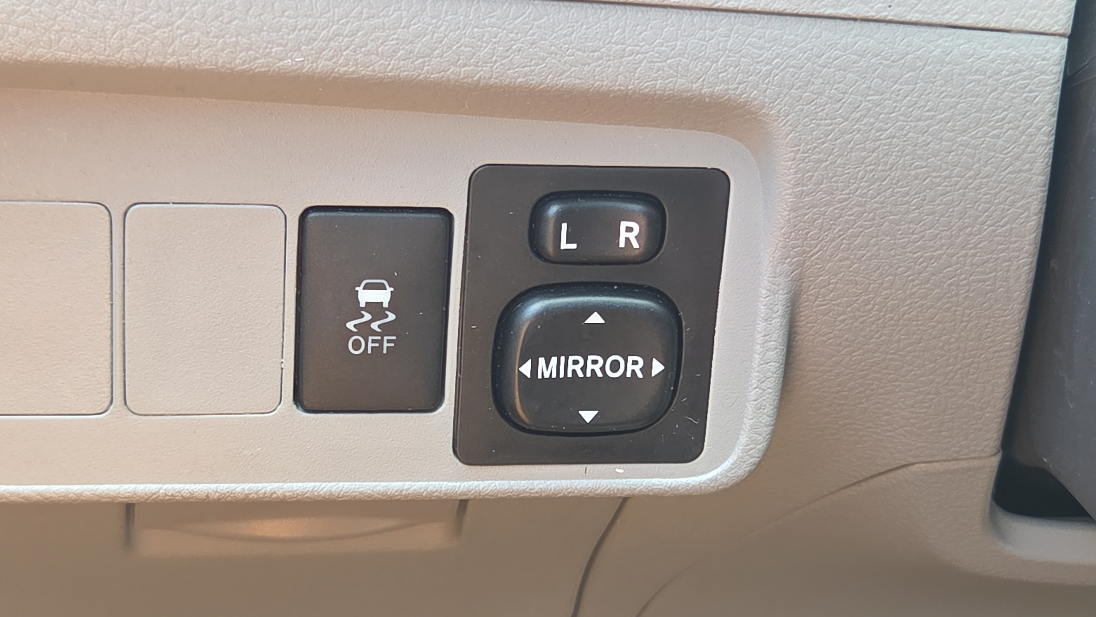 Used 2010 Toyota Corolla LE FWD image 31