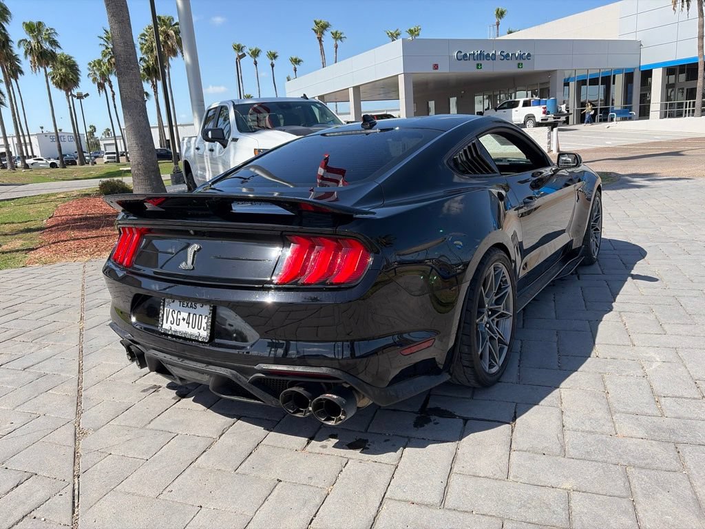 Used 2022 Ford Mustang Shelby GT500 w/ Technology Package RWD image 4