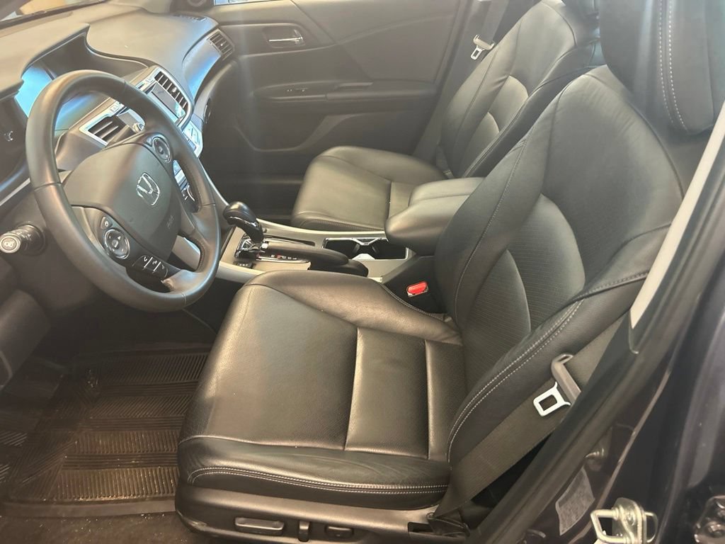 Used 2015 Honda Accord EX-L image 14