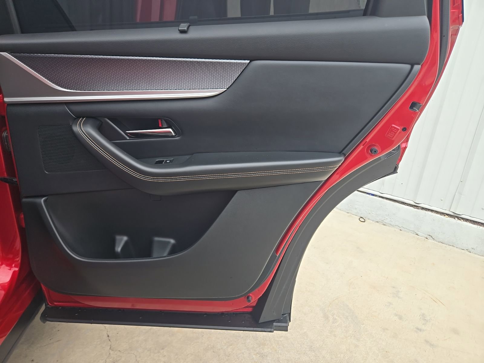 Certified 2025 MAZDA CX-90 3.3 Turbo w/ Preferred Package image 15