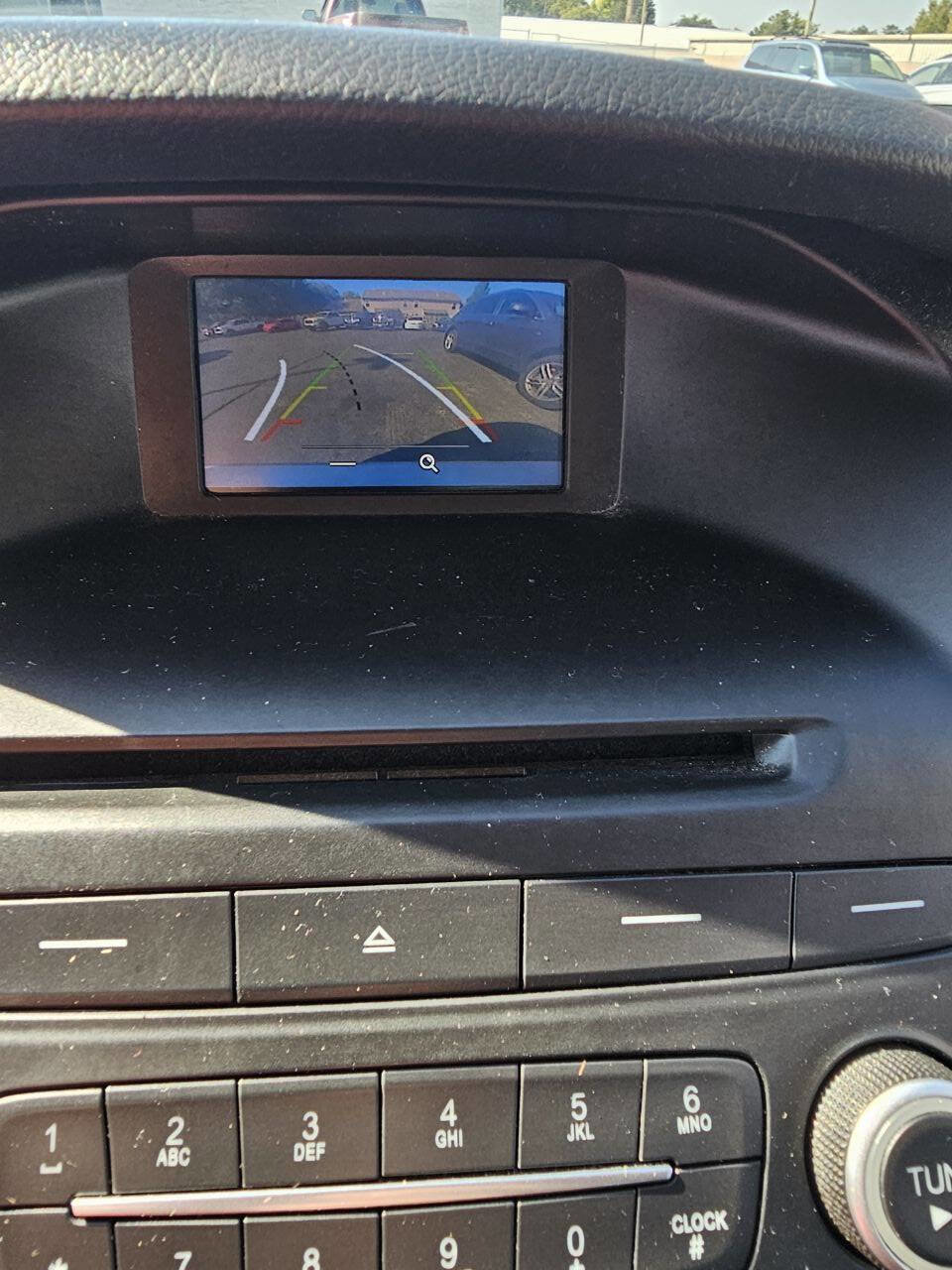 Used 2017 Ford Focus SE w/ Cold Weather Package image 19