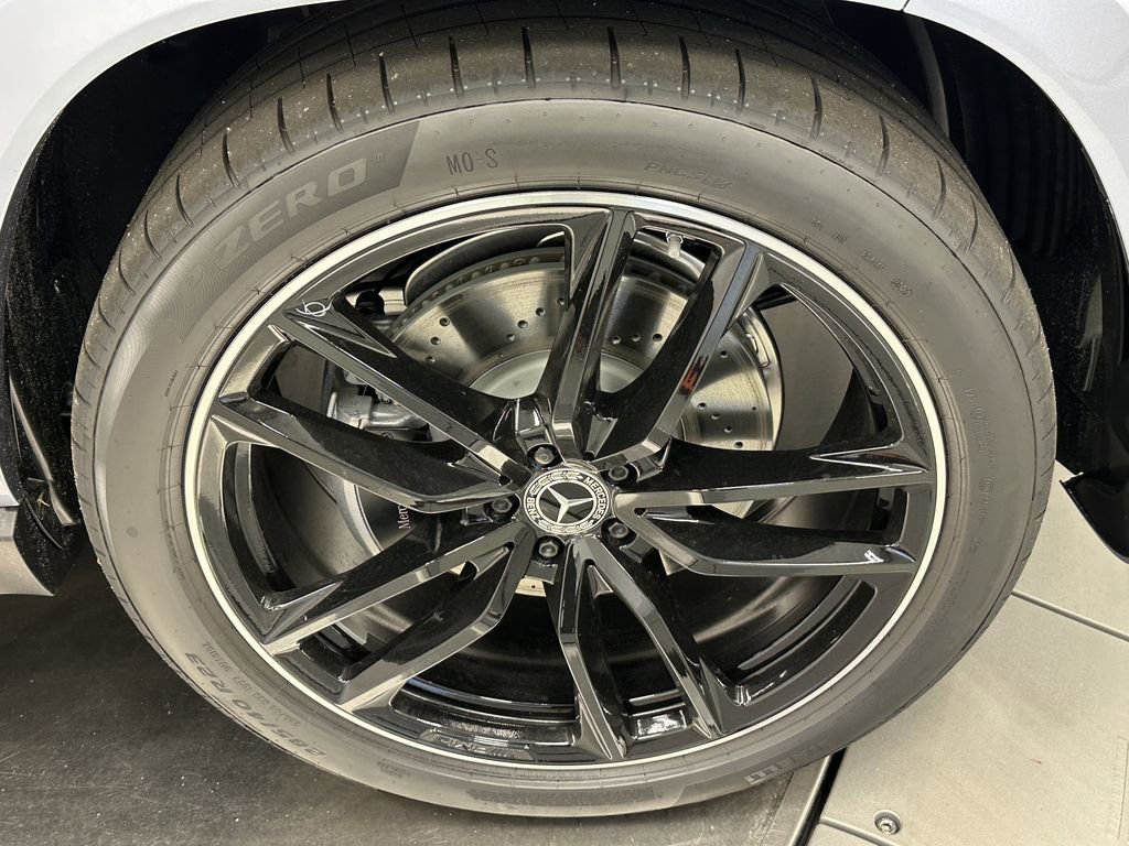 New 2026 Mercedes-Benz GLS 450 4MATIC image 14