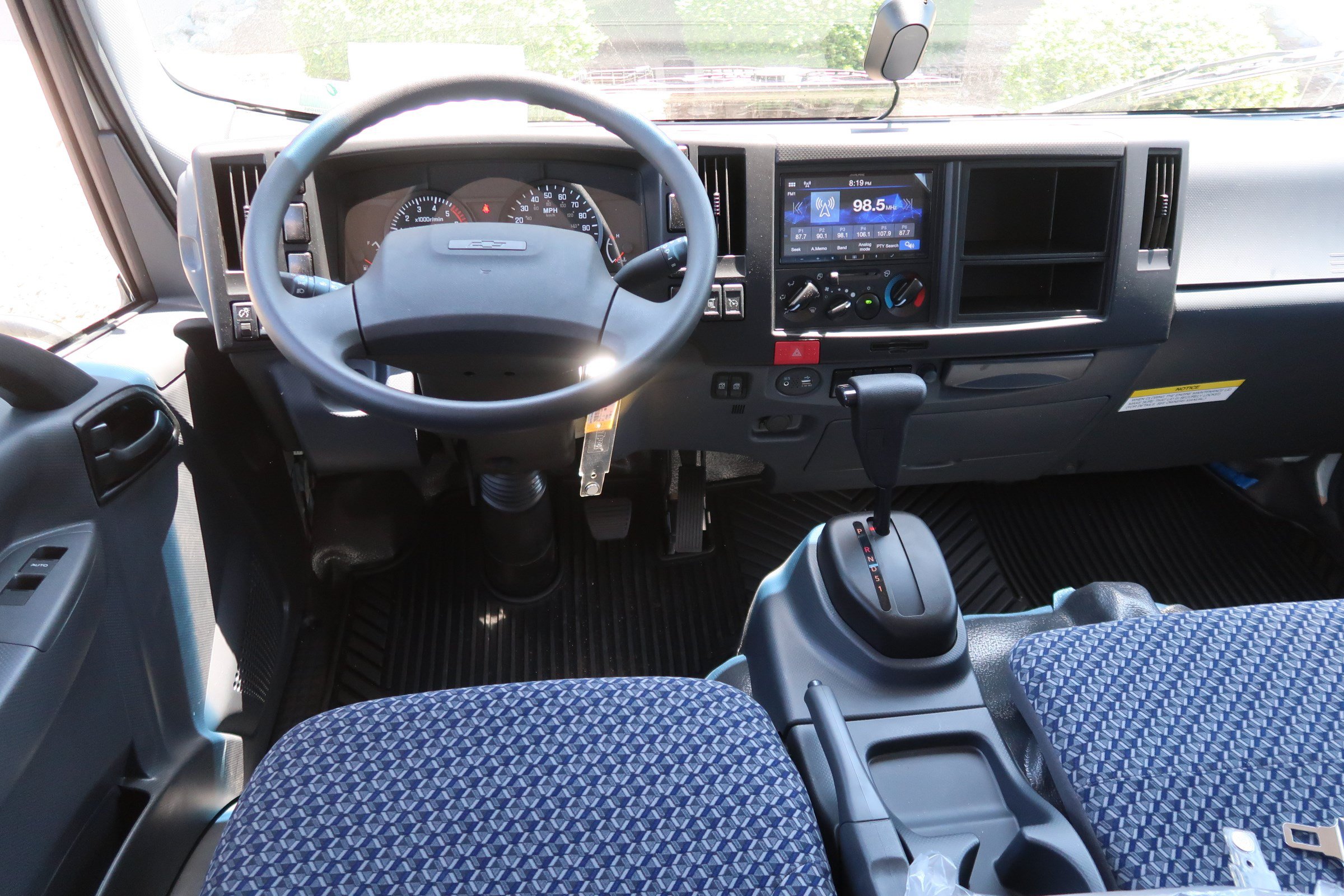 New 2026 Chevrolet Low Cab Forward RWD image 10