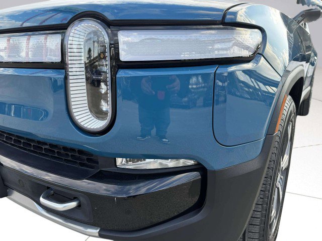 Used 2022 Rivian R1T Adventure image 12