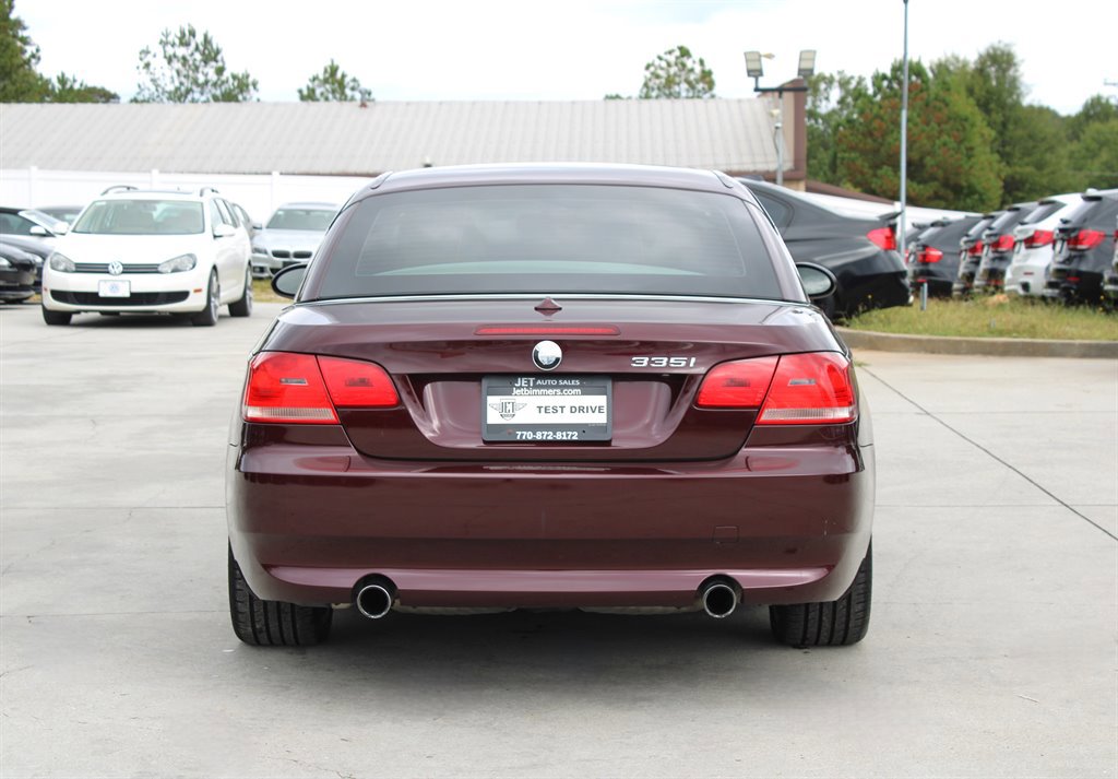 Used 2008 BMW 335i Convertible image 11