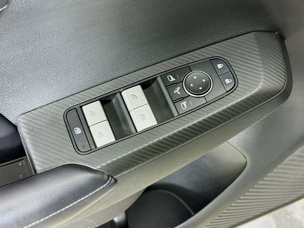 Used 2023 Mitsubishi Outlander SE FWD image 18