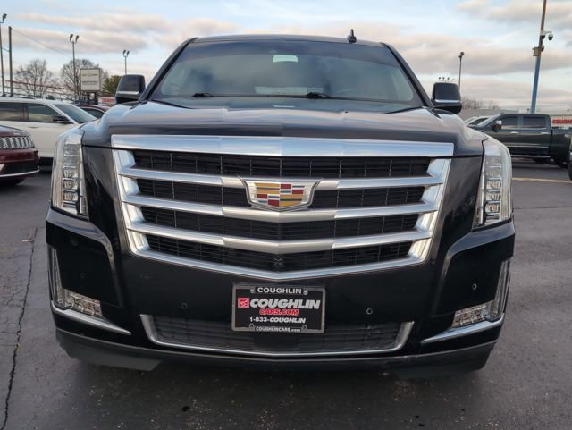Used 2019 Cadillac Escalade Premium Luxury image 2
