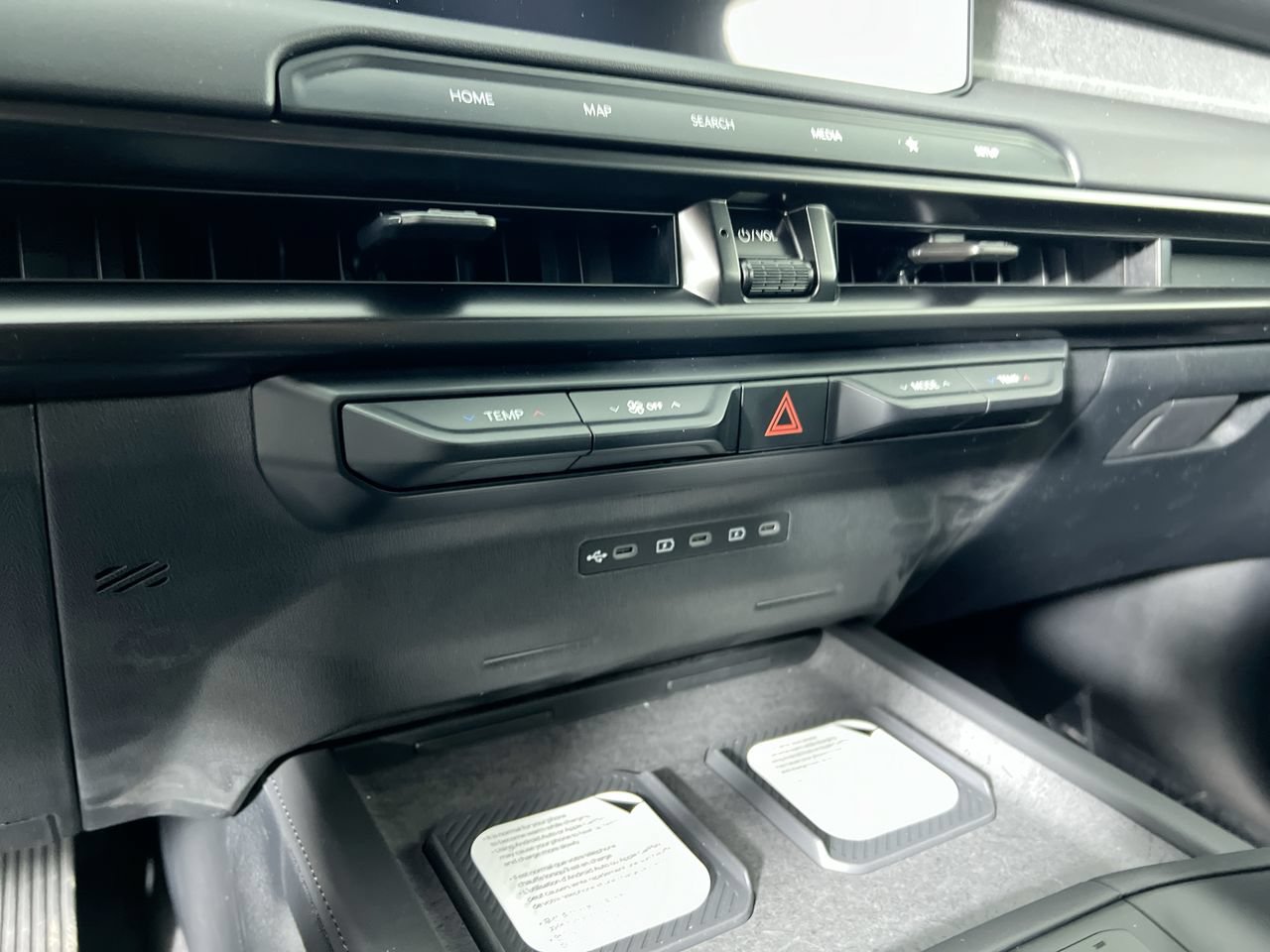 New 2027 Kia Telluride EX X-Line AWD/4WD image 23