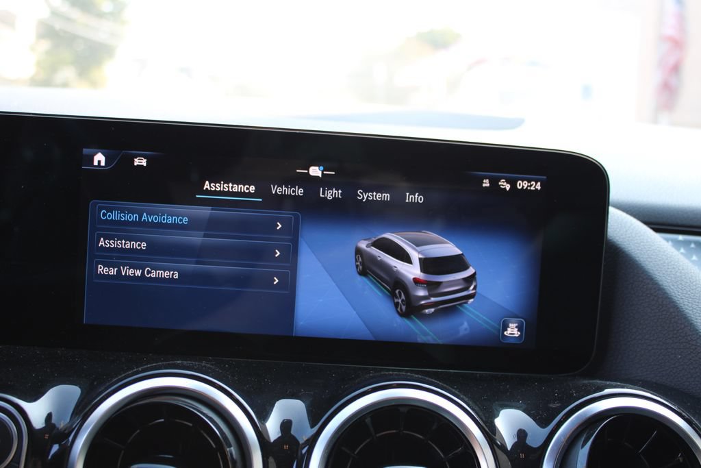 Used 2025 Mercedes-Benz GLA 250 image 15