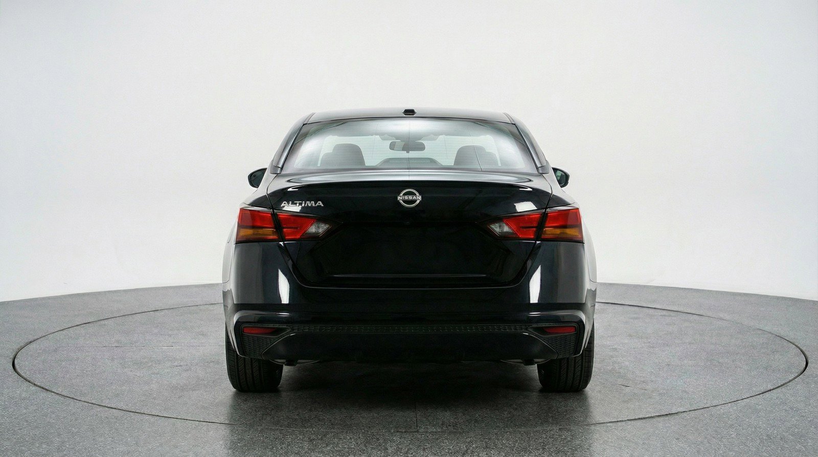 Used 2025 Nissan Altima 2.5 SV FWD image 7