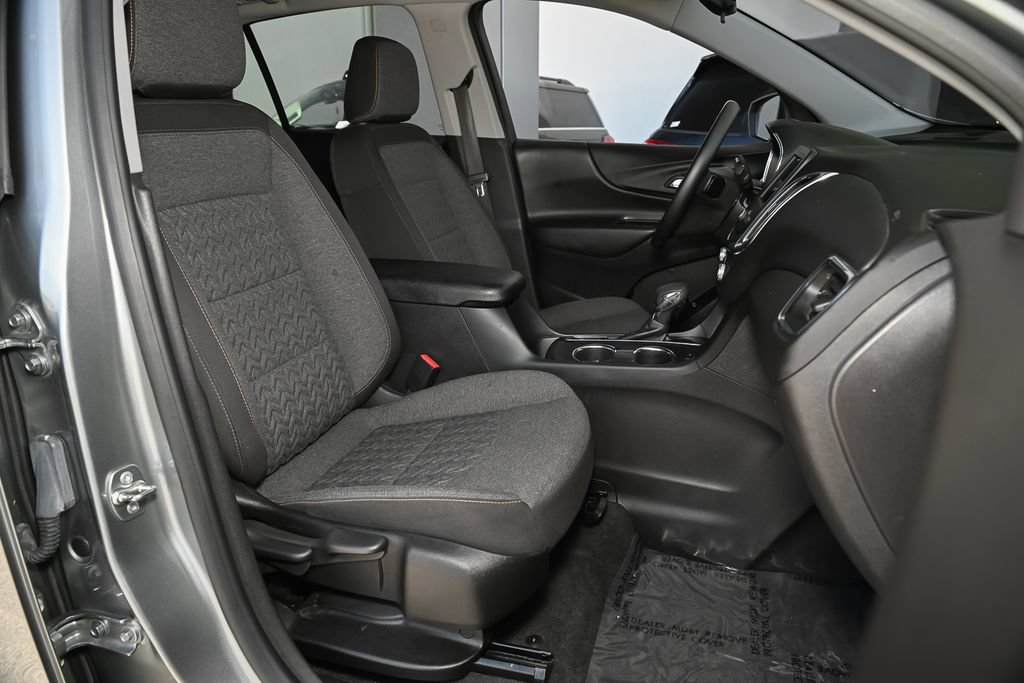Used 2024 Chevrolet Equinox LT FWD image 42