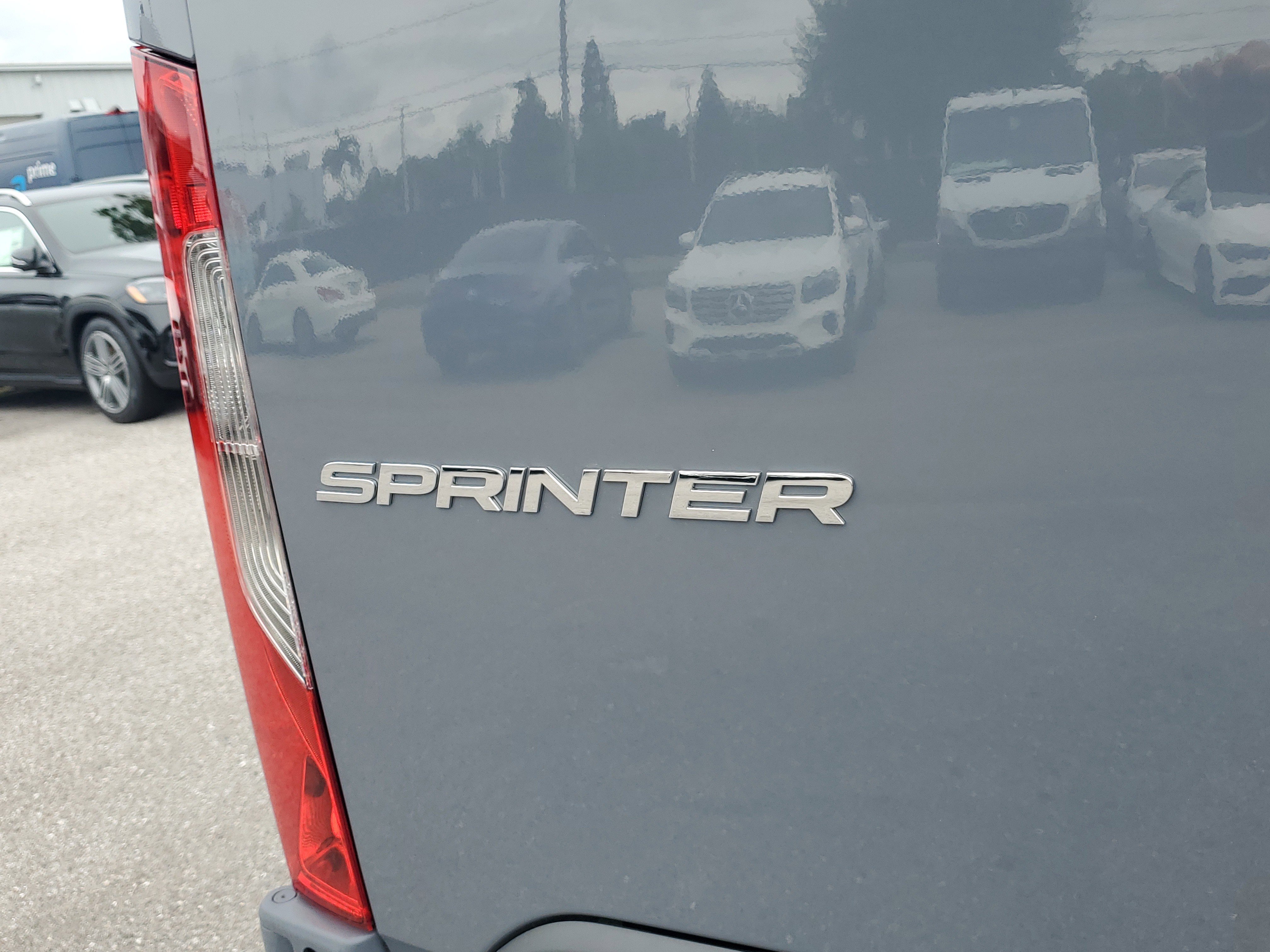 Used 2025 Mercedes-Benz Sprinter 2500 image 7