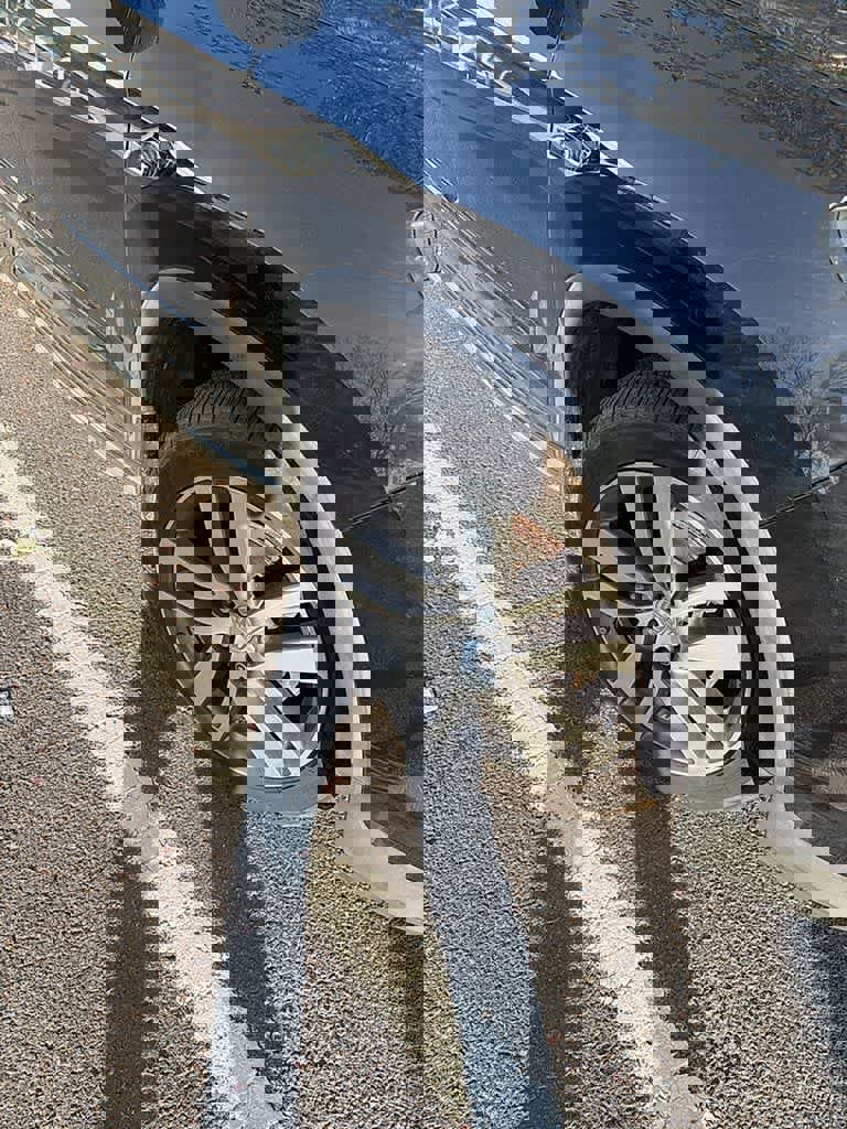 Used 2016 Honda Pilot Elite image 4