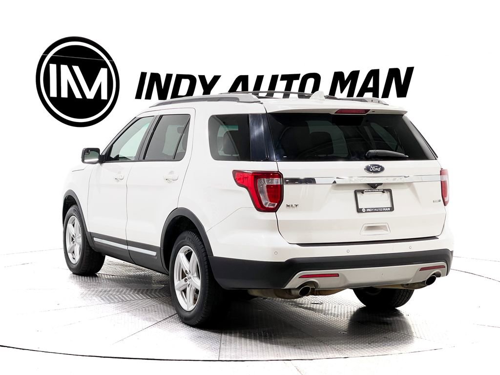 Used 2016 Ford Explorer XLT w/ Equipment Group 202A image 6