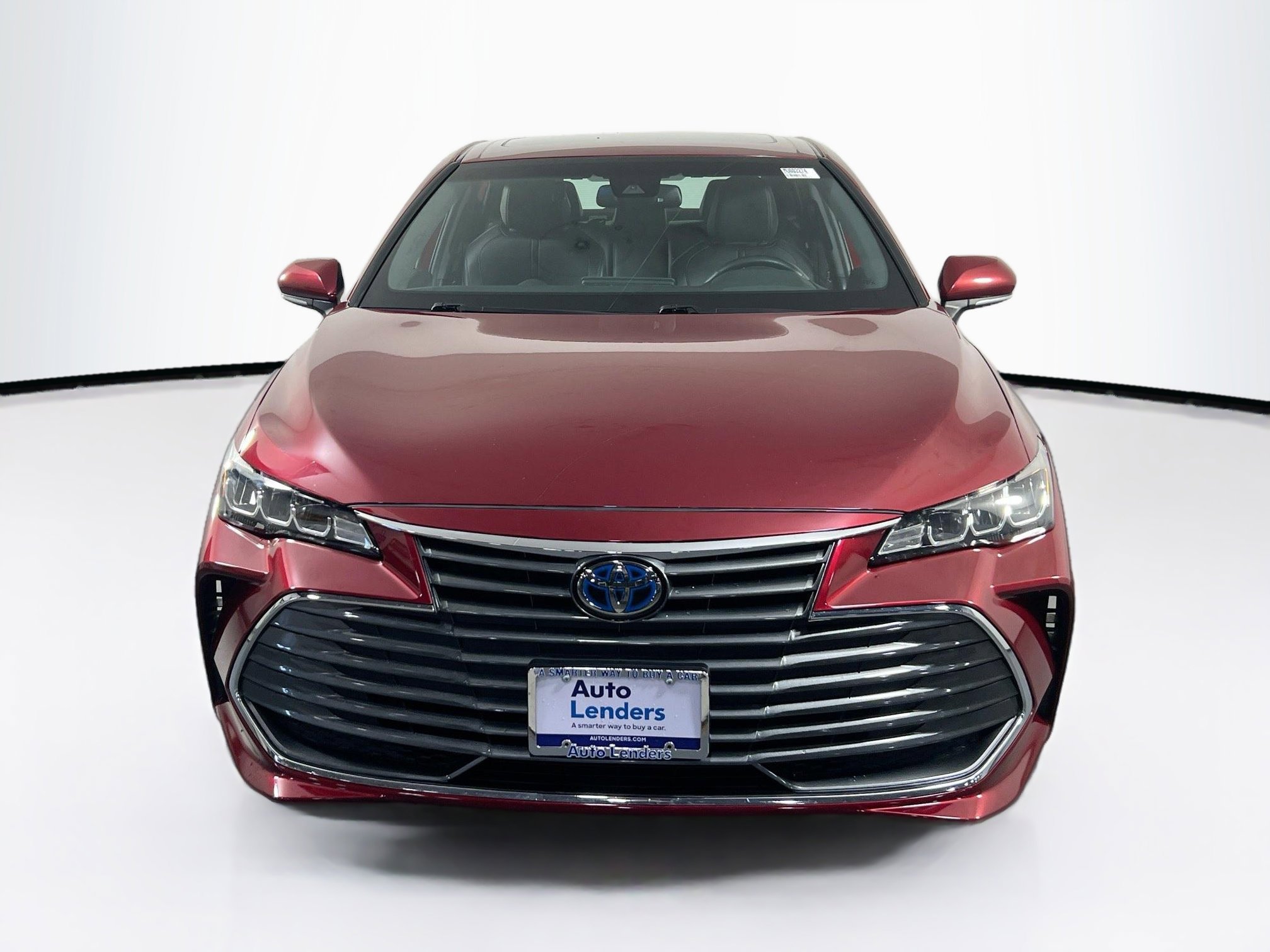 Used 2021 Toyota Avalon XLE image 2