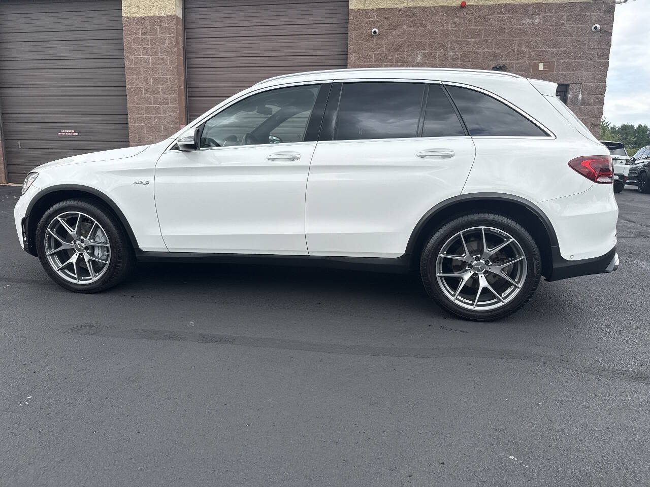 Used 2022 Mercedes-Benz GLC 43 AMG 4MATIC image 23