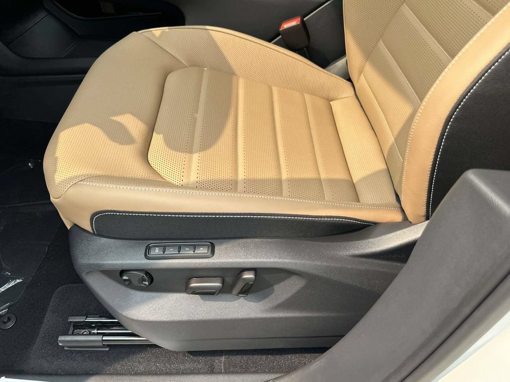 New 2026 Volkswagen Atlas Cross Sport SEL R-Line AWD/4WD image 14