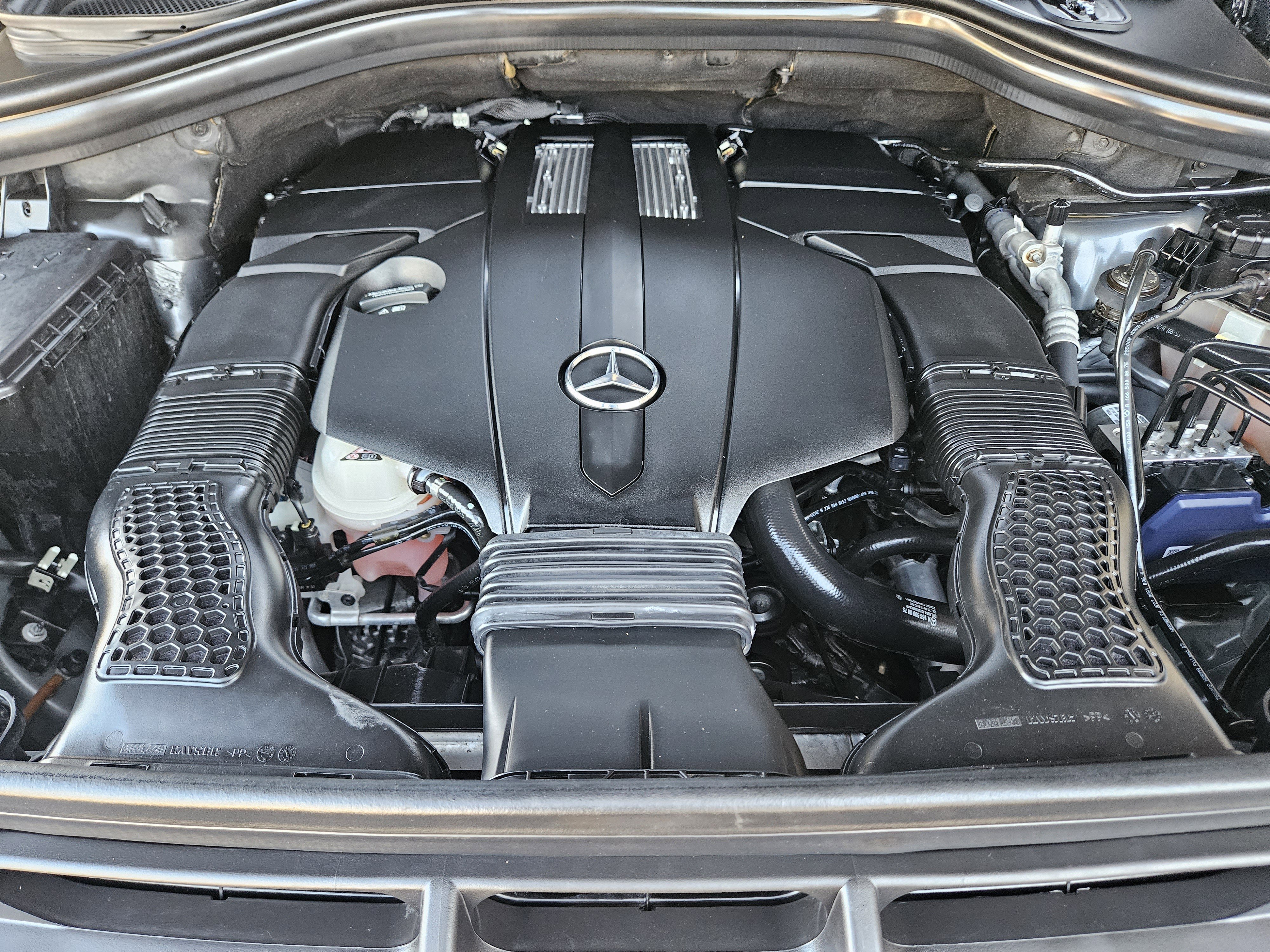 Used 2019 Mercedes-Benz GLE 400 4MATIC image 32