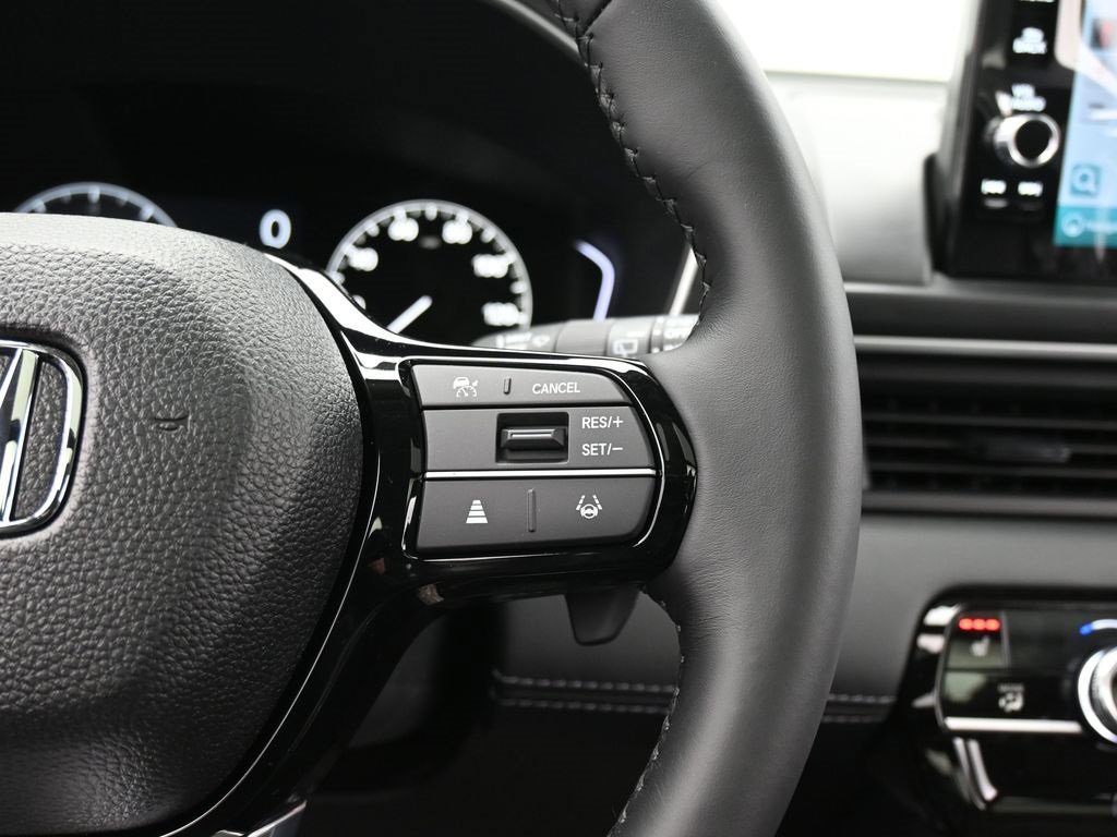 New 2025 Honda Pilot Touring image 49