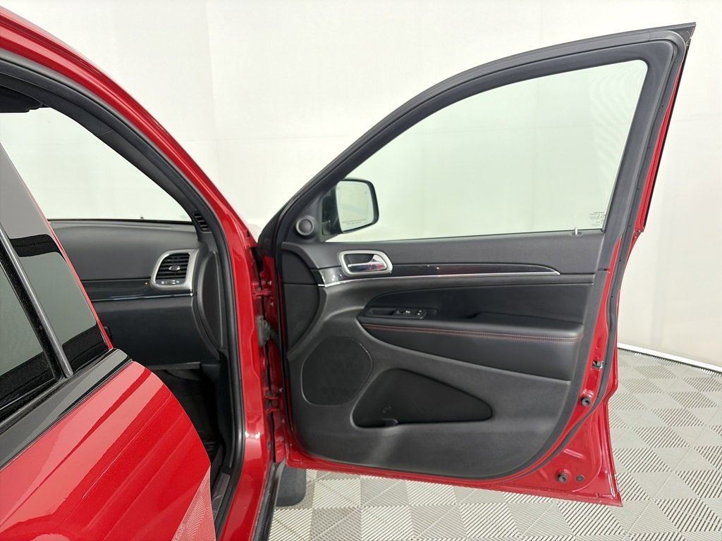 Used 2017 Jeep Grand Cherokee Trailhawk w/ Trailhawk Luxury Group image 30