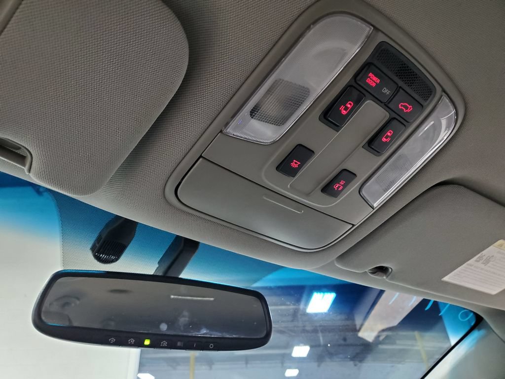 Used 2016 Kia Sedona SX FWD image 32