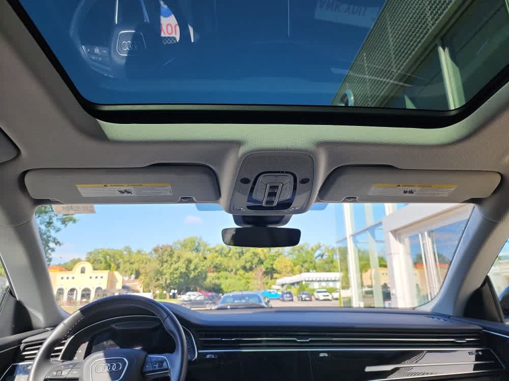 Used 2022 Audi Q8 Premium Plus AWD/4WD image 20