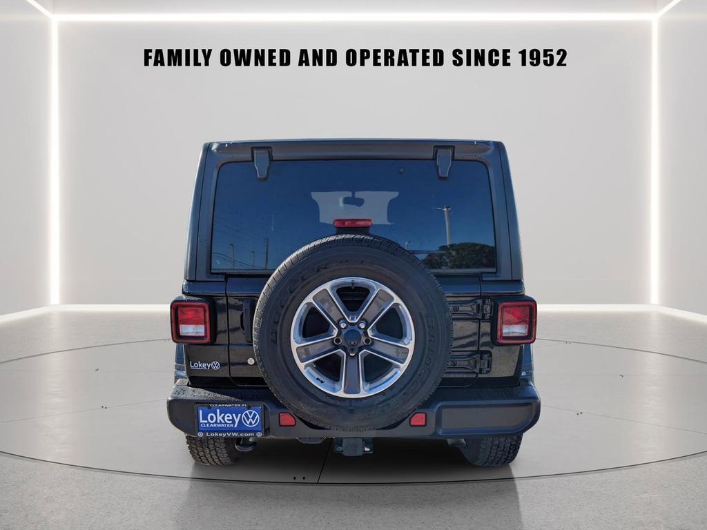 Used 2018 Jeep Wrangler Unlimited Sahara image 5