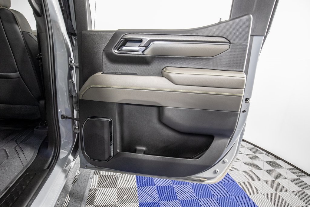 Used 2024 Chevrolet Silverado 1500 ZR2 w/ Technology Package image 13