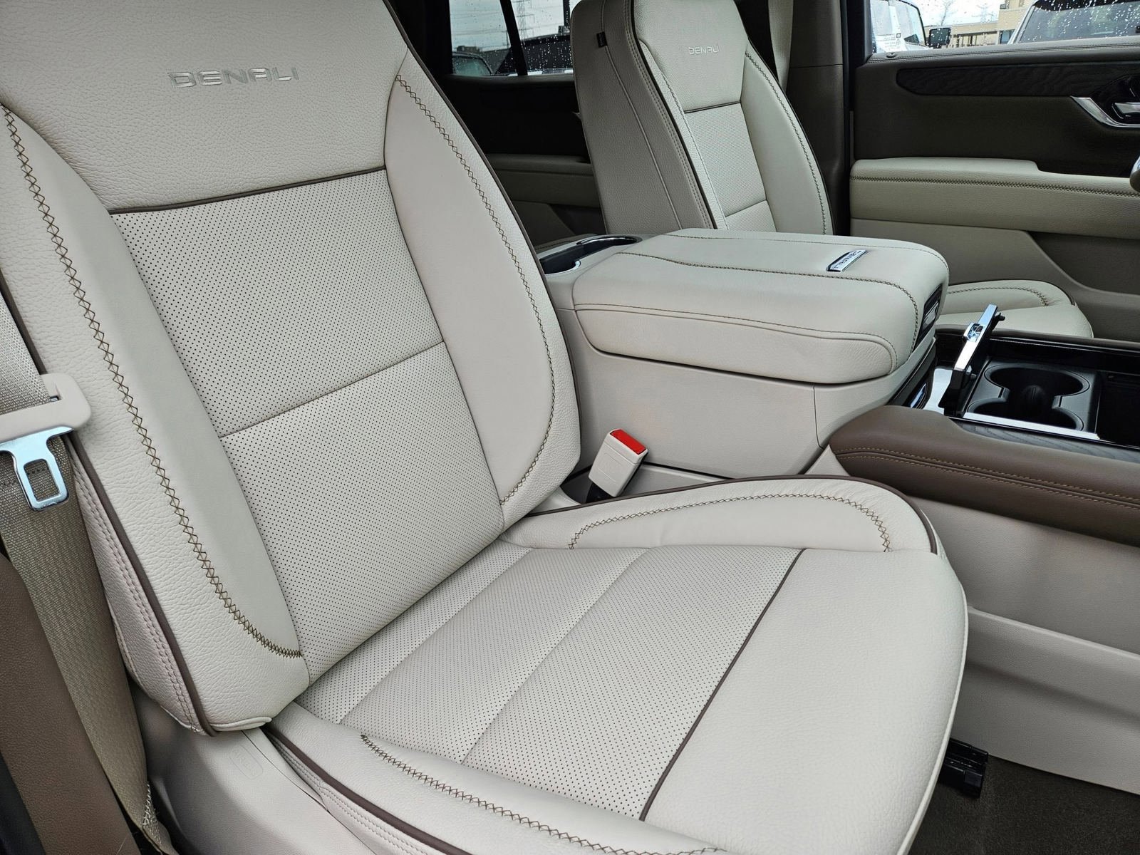 New 2026 GMC Yukon Denali AWD/4WD image 26