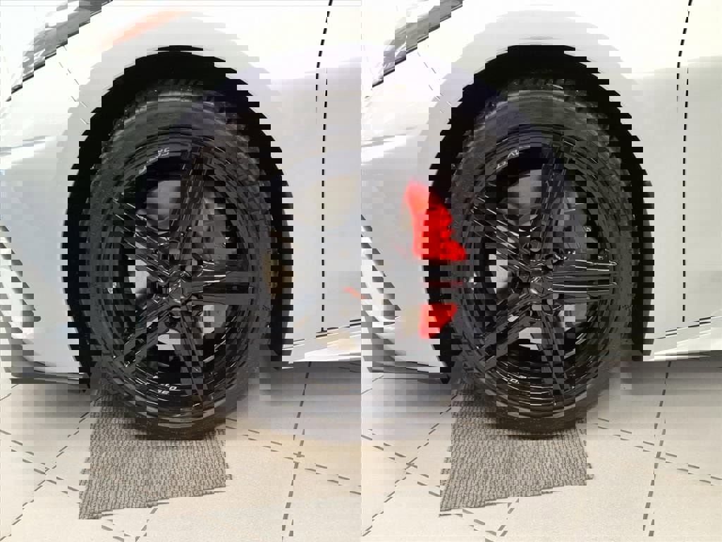 New 2026 Chevrolet Corvette 2LT w/ Z51 Performance Package image 10