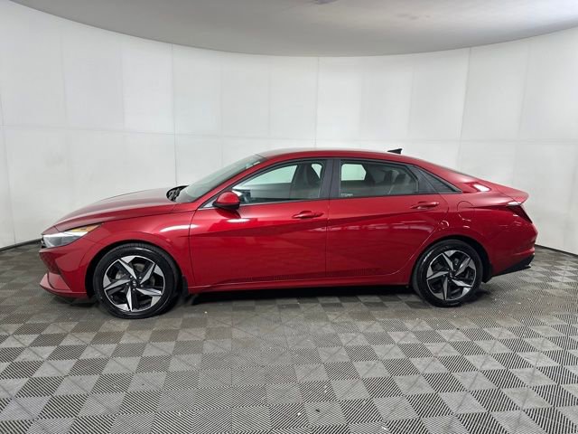 Certified 2023 Hyundai Elantra SEL w/ Convenience Package image 6