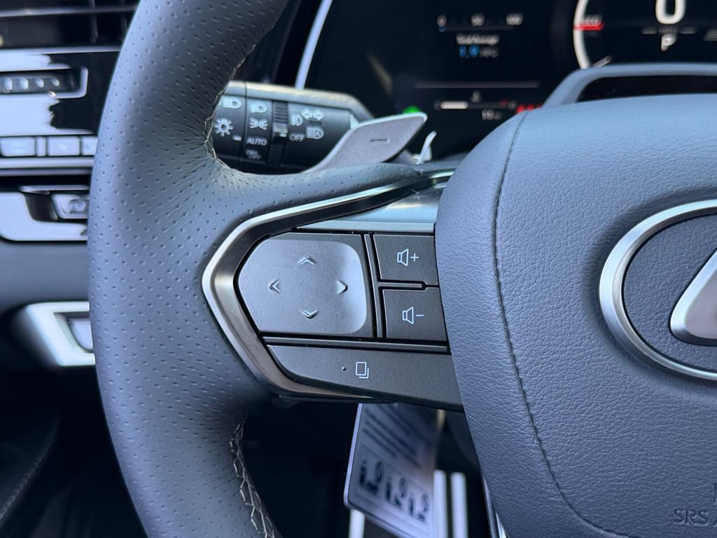 New 2026 Lexus RX 500h F Sport AWD/4WD image 16