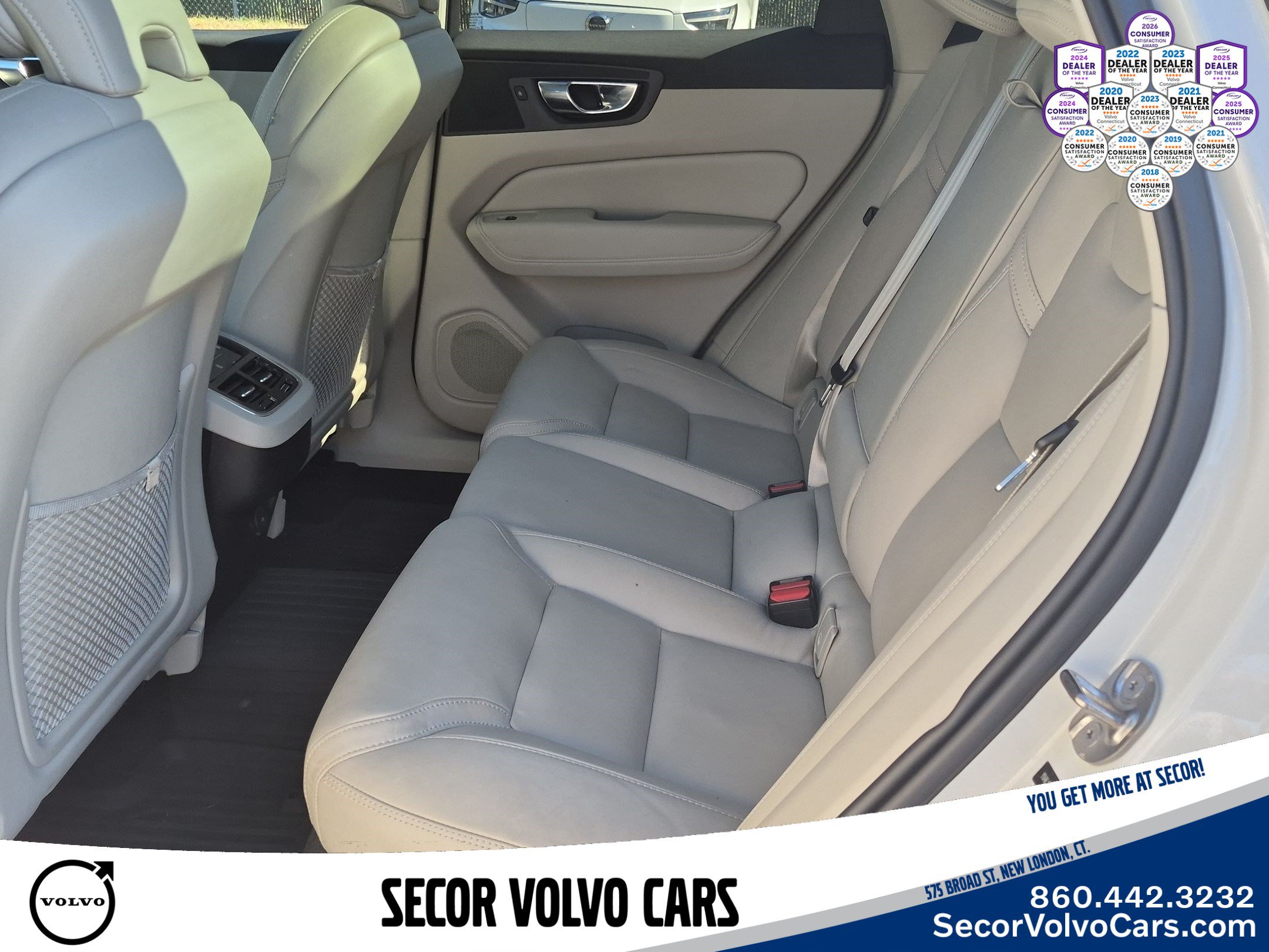 Used 2022 Volvo XC60 B5 Inscription w/ Advanced Package AWD/4WD image 20