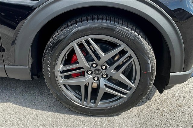 New 2025 Ford Explorer ST image 12