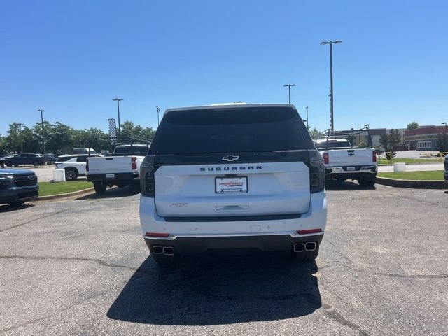 Used 2026 Chevrolet Suburban High Country AWD/4WD image 4