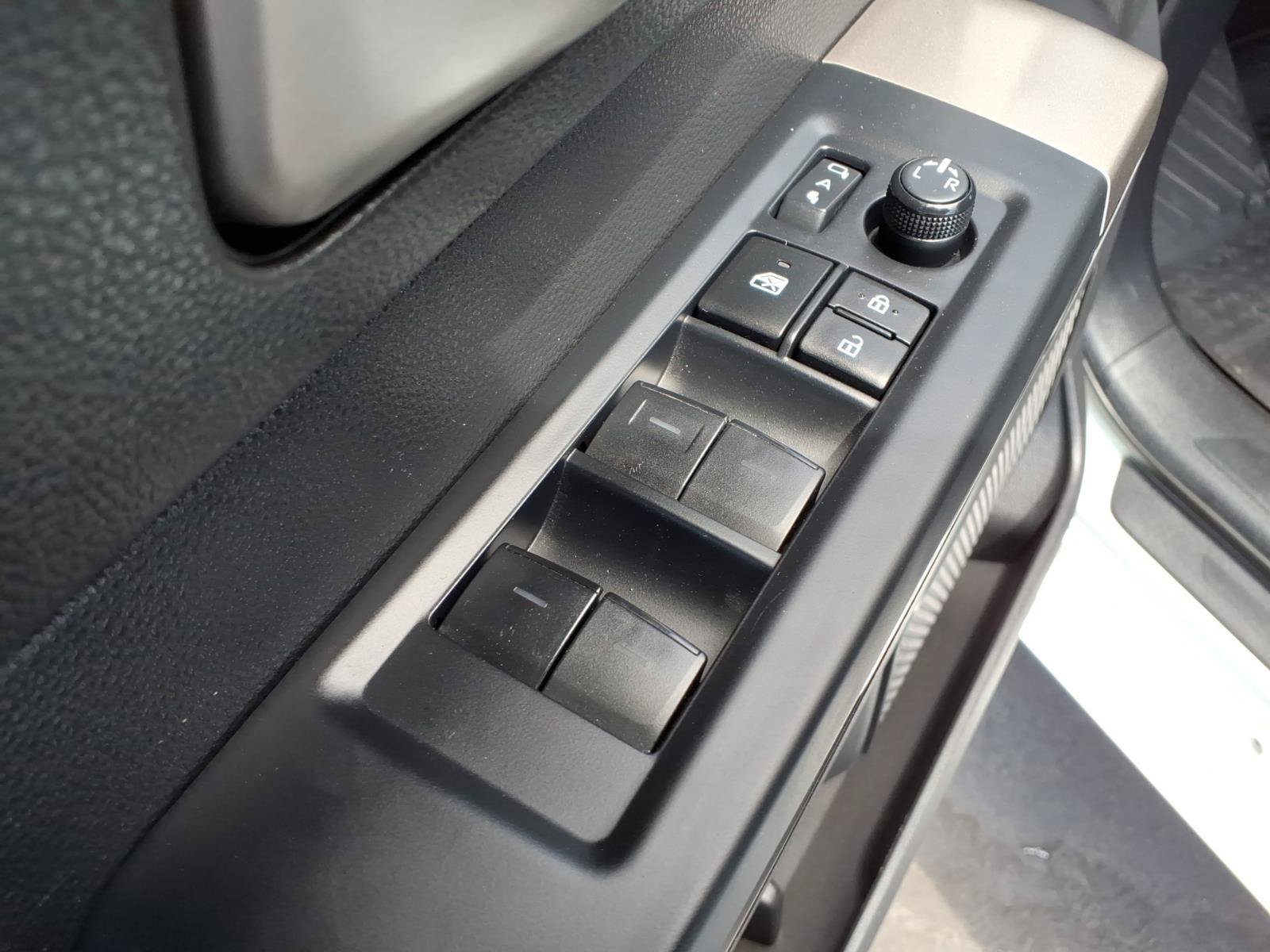Used 2023 Toyota Tundra Limited w/ Power Package AWD/4WD image 14