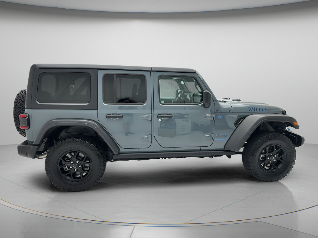 Used 2024 Jeep Wrangler Unlimited AWD/4WD image 6