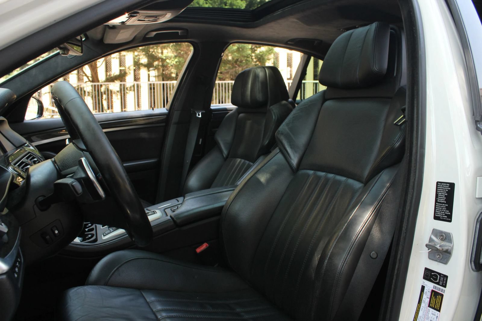 Used 2013 BMW M5 RWD image 16