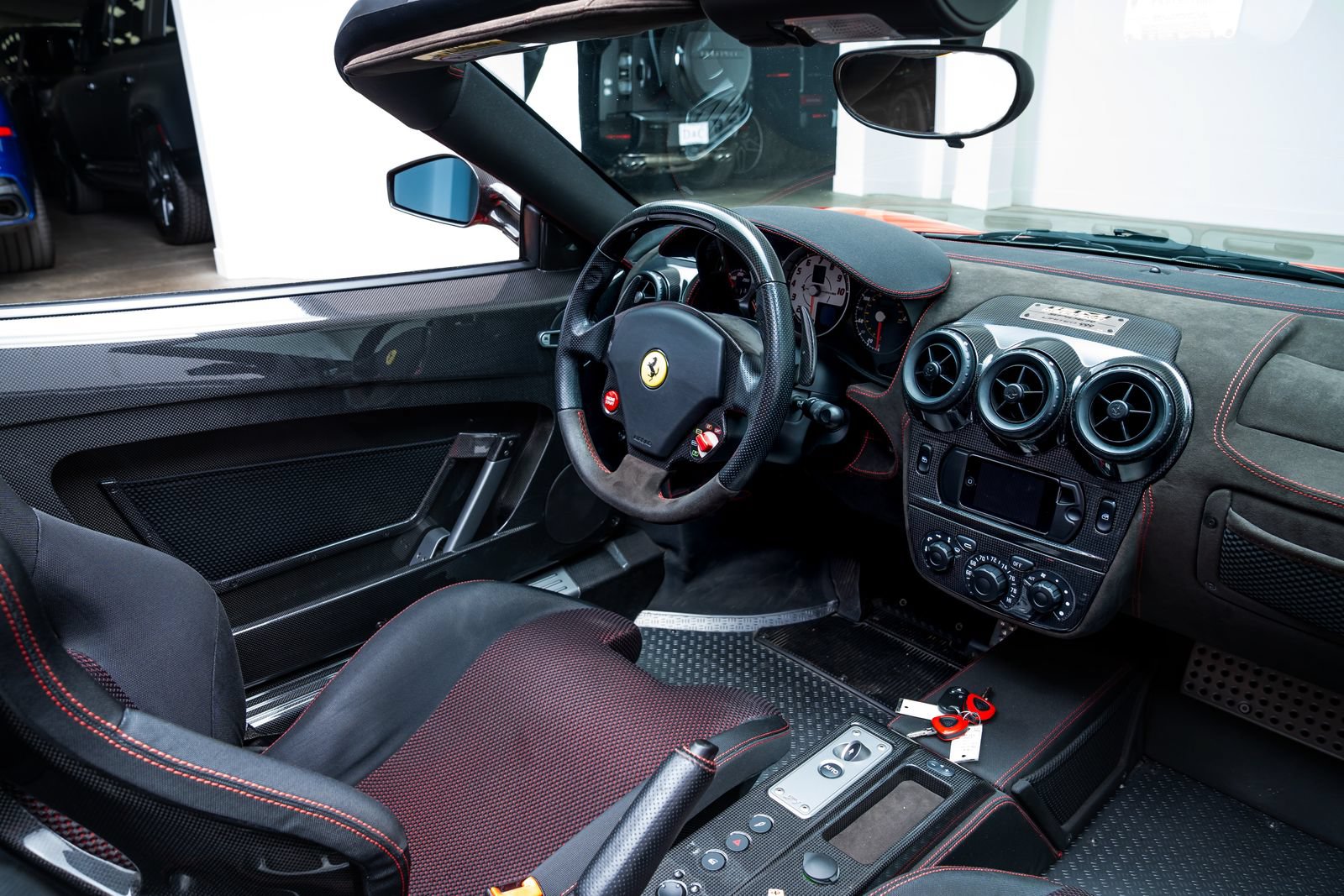 Used 2009 Ferrari F430 Scuderia RWD image 13