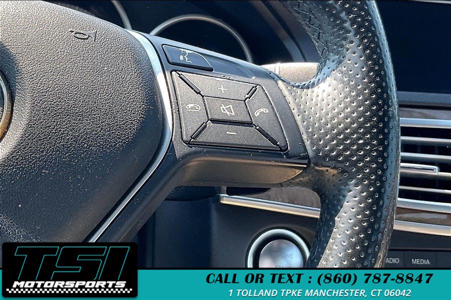 Used 2016 Mercedes-Benz E 350 4MATIC Sedan image 18